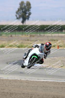 media/May-25-2025-Lets Ride (Sun) [[0ff033e448]]/B Group/1120am (Grapevine)/